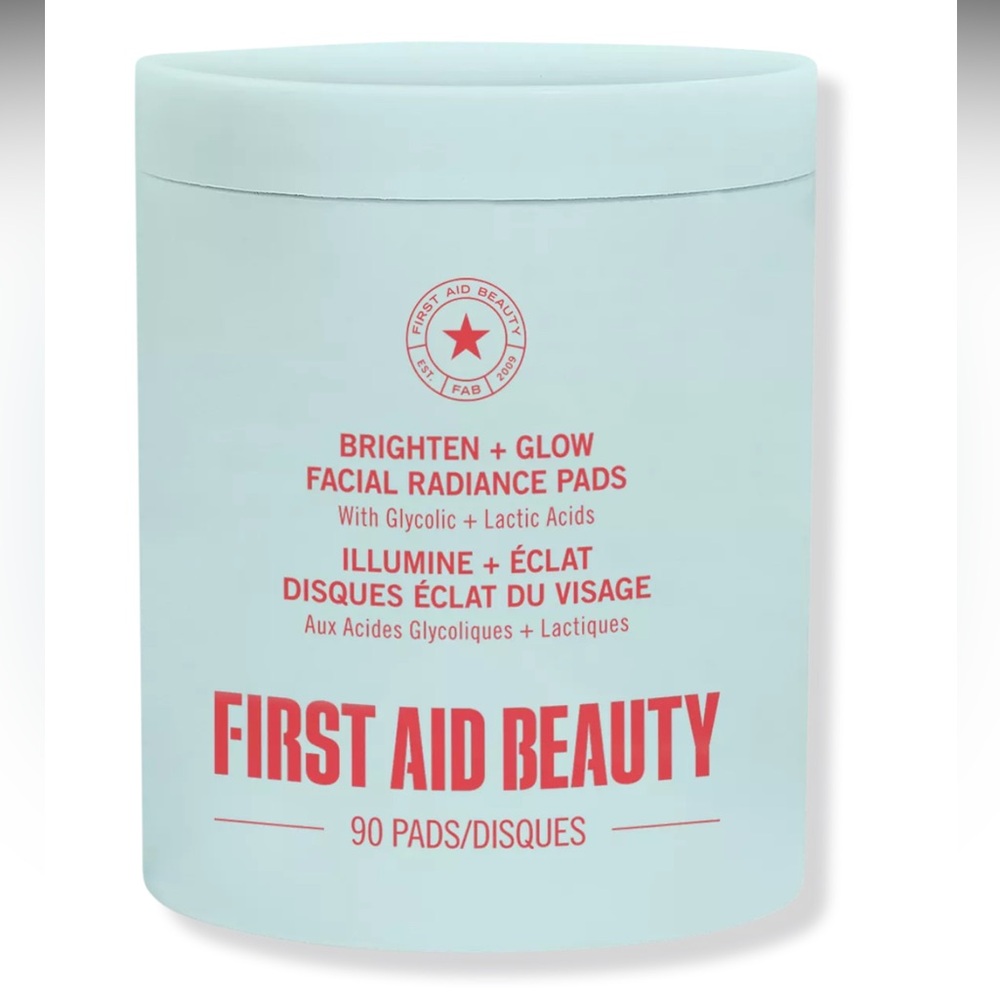 First Aid Beauty Facial Radiance Pads – 90 Count (Full Size, Sealed) ✨